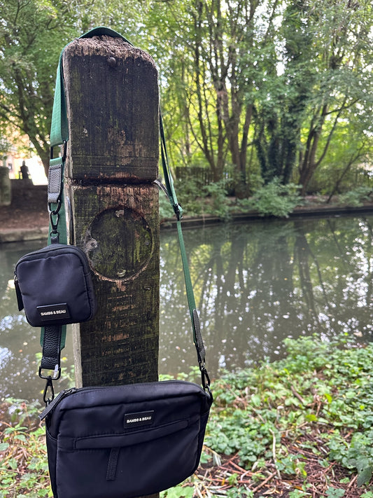 Black Dog Walking Bag