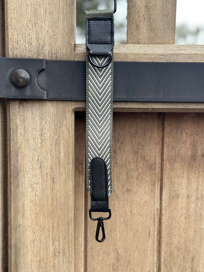 Black Dog Walking Bag