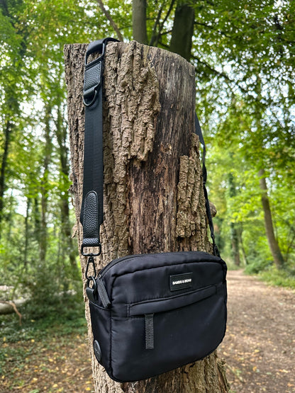 Black Dog Walking Bag
