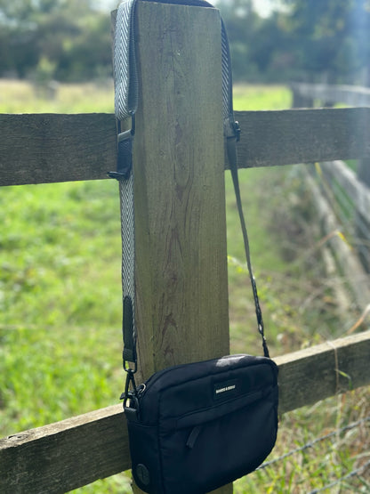 Black Dog Walking Bag